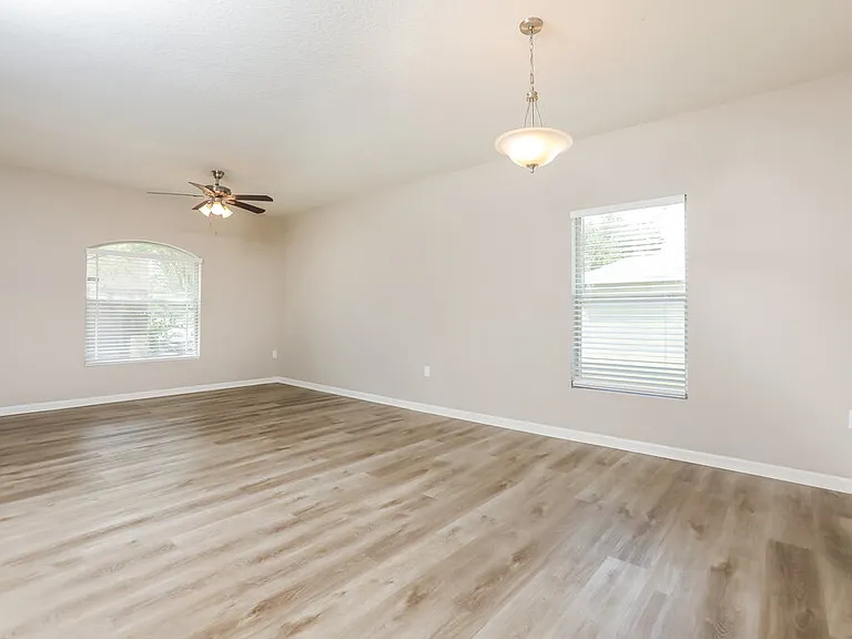 7206 Rafanelli Ct — Photo 5