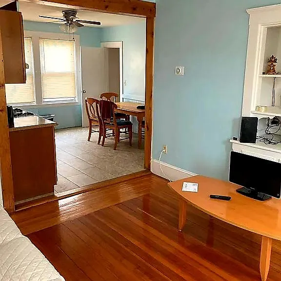 44 Woodbine St #1C — Photo 9