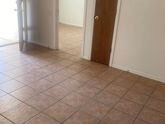5th image of 1319 Marble Ave NW