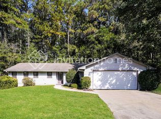 3919 Prestwick Ct, Snellville, GA 30039