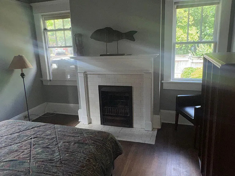 922 N Highland Ave NE #A — Photo 25