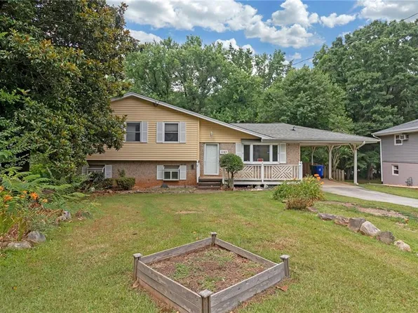 1193 Deleon Ct, Clarkston, GA 30021