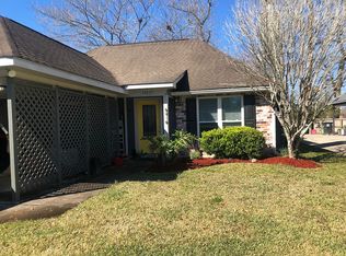 17837 Barrett Ln, Baton Rouge, LA 70817