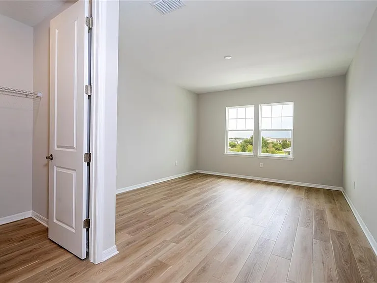 450 Winter Grove Blvd — Photo 95