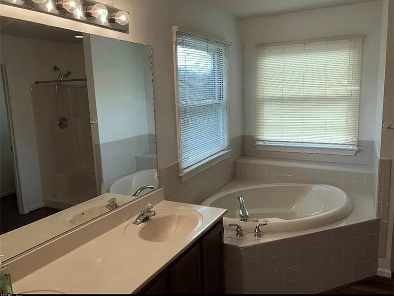 5608 Del Park Ct — Photo 5