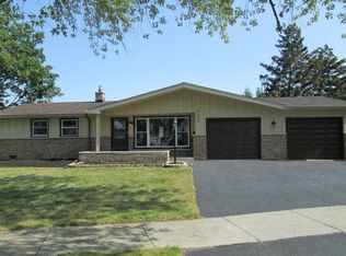 2290 185th Pl, Lansing, IL 60438