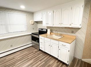 77 New Mill Rd #1A, Smithtown, NY 11787