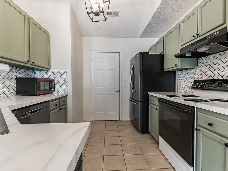 106 Waterfall Dr — Photo 10