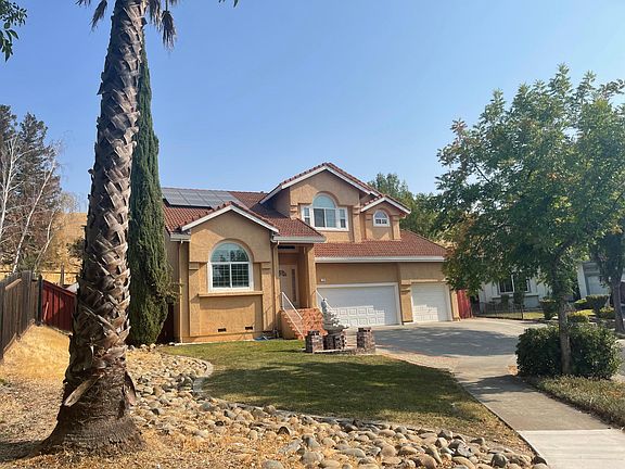 4th image of 2108 Fox Glen Dr