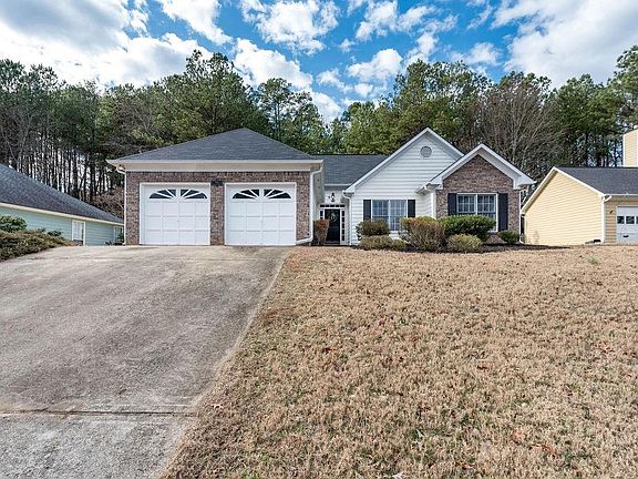 2nd image of 516 Brooksdale Dr