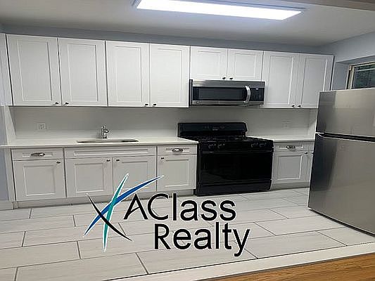 1st image of 2512 27th St #1A