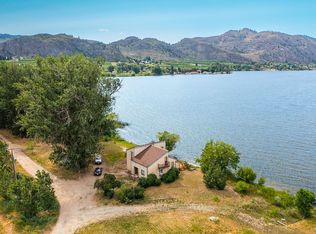 26 S Lake Loop Rd, Oroville, WA 98844