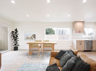 6526 Homewood Ave, Los Angeles, CA 90028