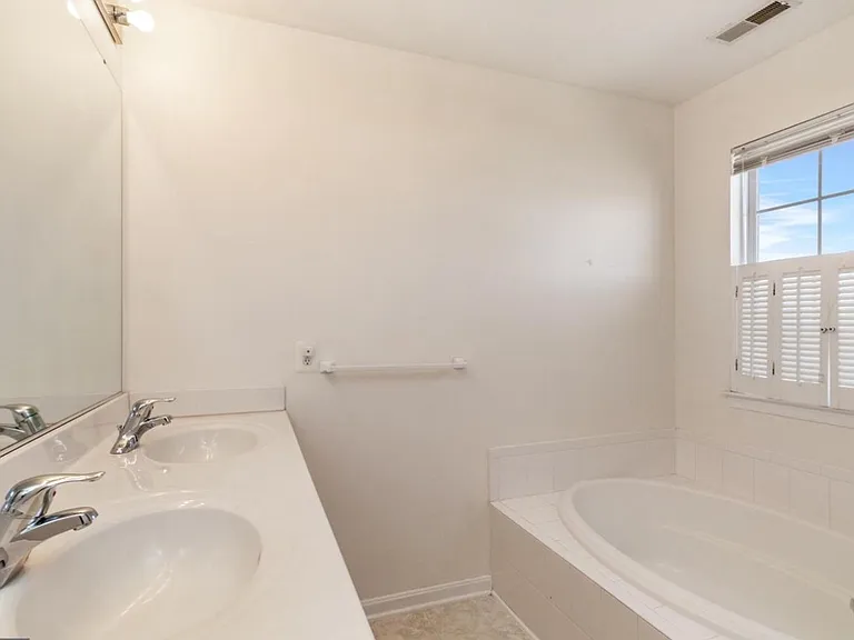 3884 Cannon Ln — Photo 15