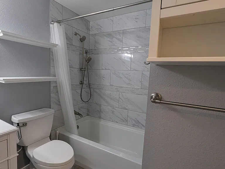 10111 Ashley Cir NW — Photo 9