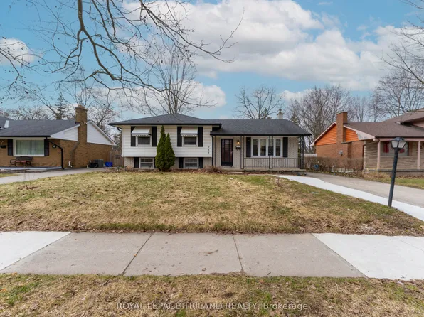 753 Notre Dame Dr, London, ON N6J 3B7