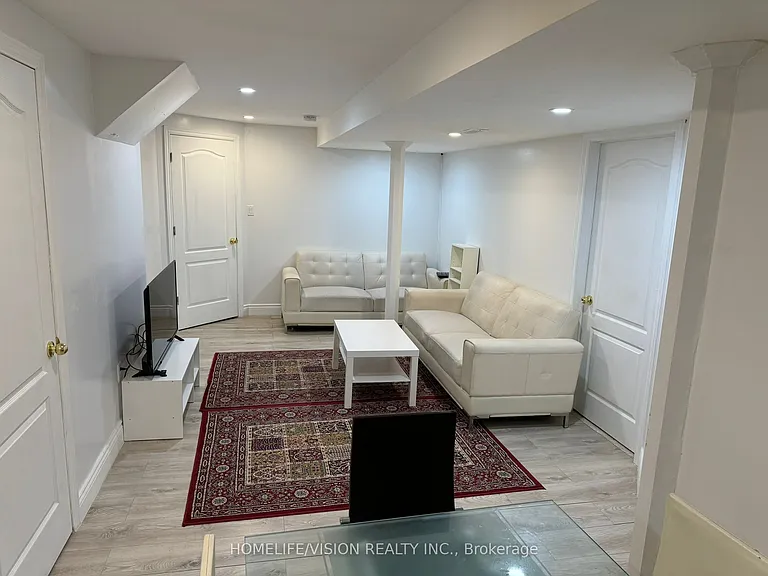 133 Austinpaul Dr #LOWER — Photo 13