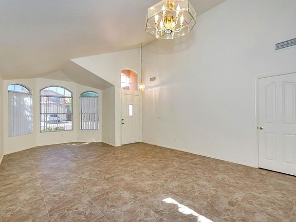 3rd image of 12628 W Virginia Ave