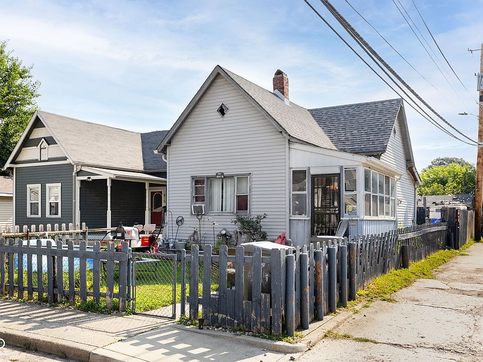 2nd image of 819 Olive St