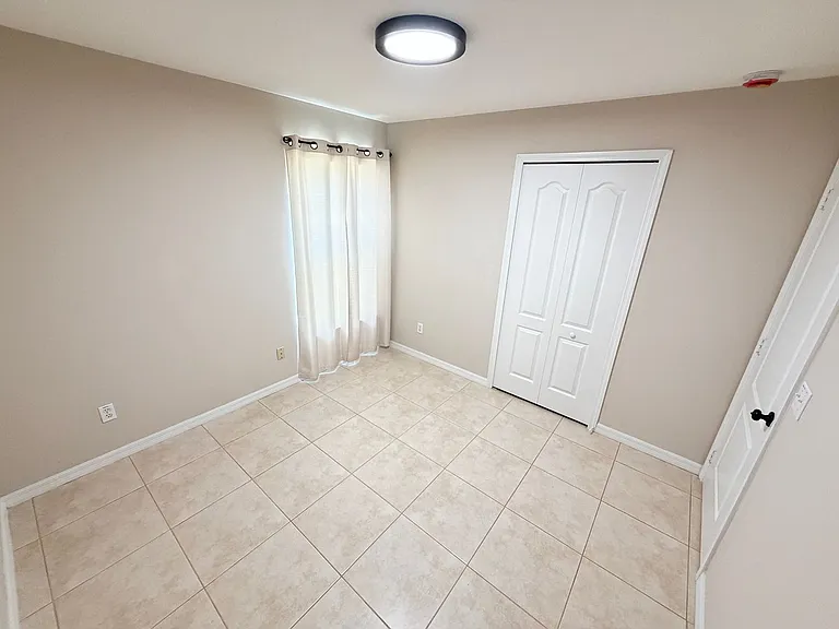 38 Vanna Ct — Photo 27