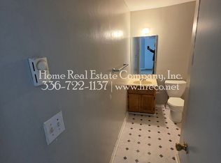 725 Akron Drive Apt M, Winston Salem, NC 27105