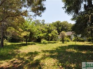 224 Bonaventure Rd, Savannah, GA 31404