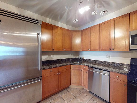 5th image of 1900 Bergen Ave #3L