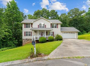 1626 Lagenia Ct, Dalton, GA 30721