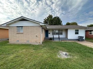 31 SW 49th St, Lawton, OK 73505