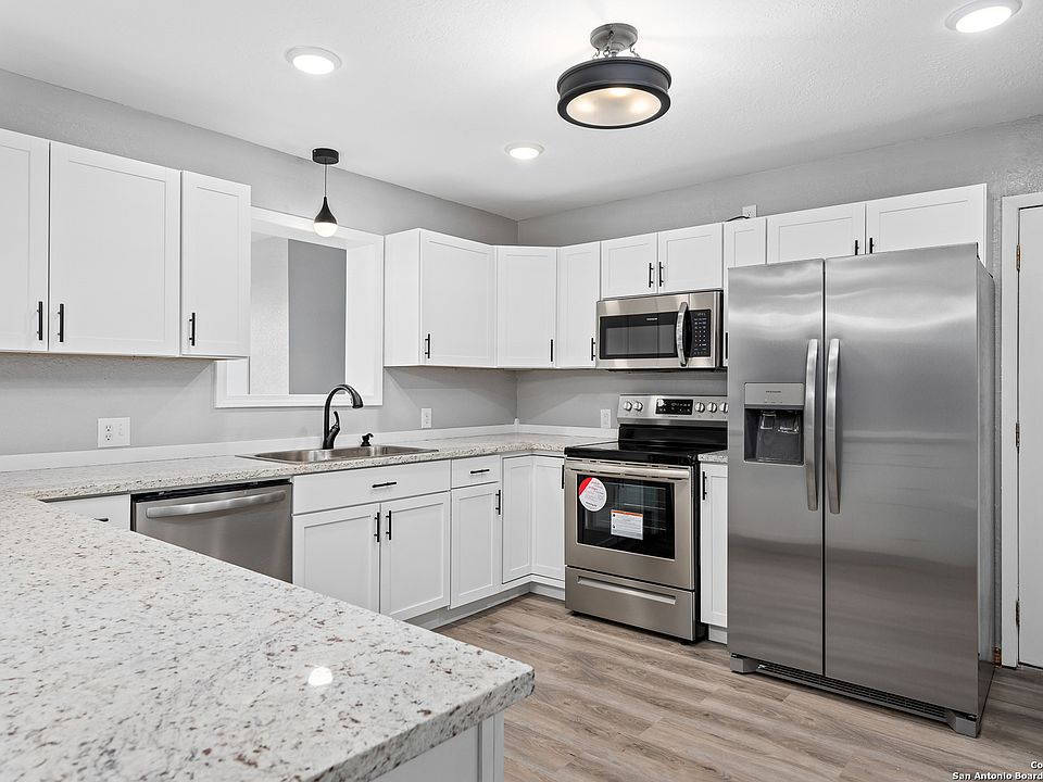 1st image of 1202 S Paisano Dr