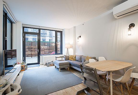 3rd image of 670 Pacific St APT 106