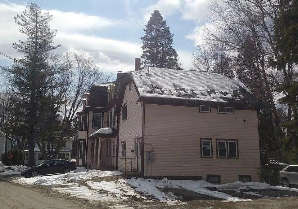 Building Photo 3