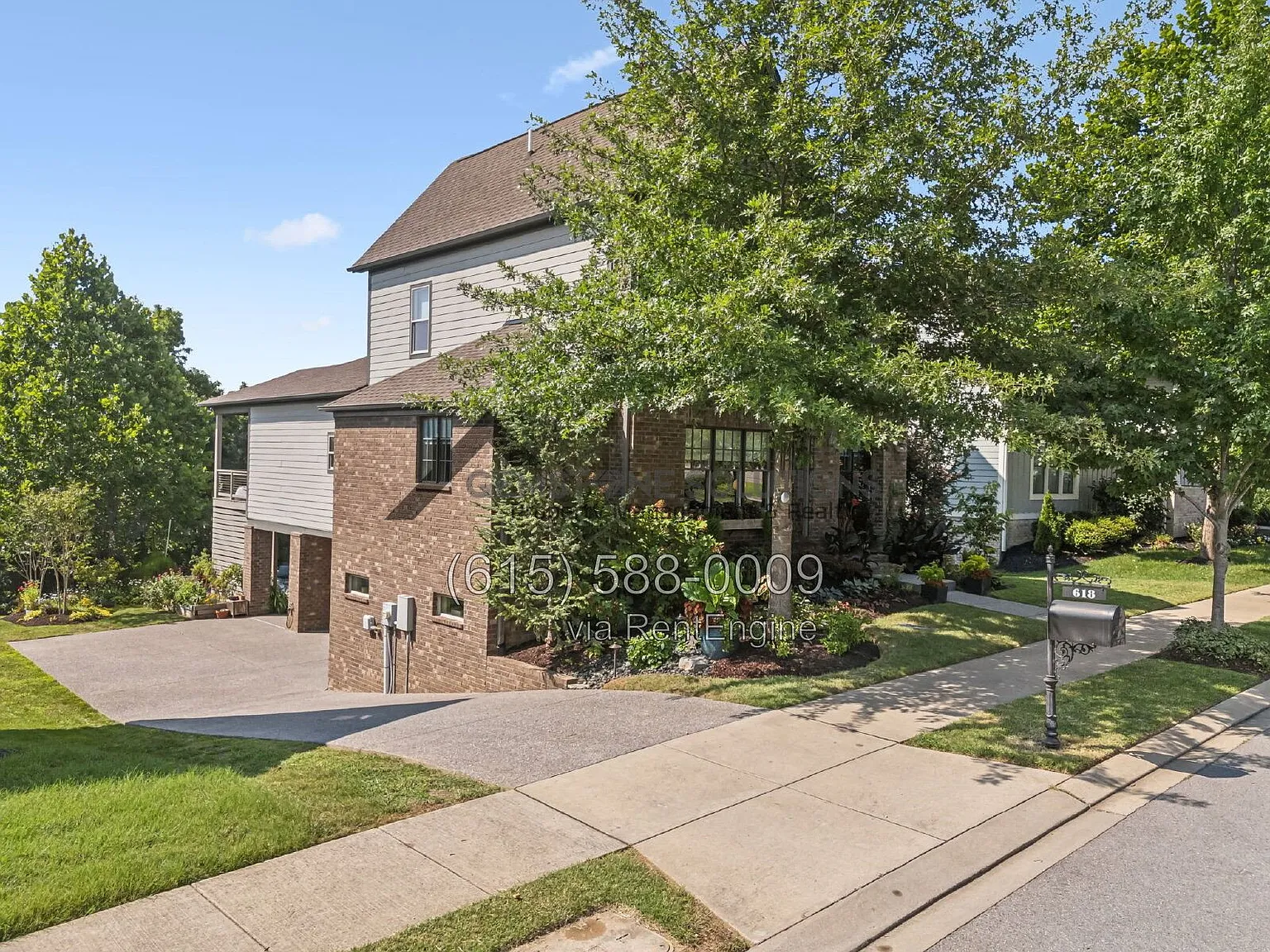 4 bed, 4.0 bath, 3935 sqft, $5,000 — Photo 2
