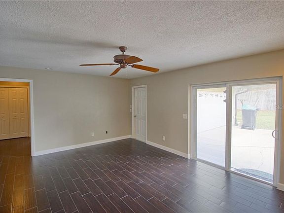 3rd image of 4511 Crichton Ln