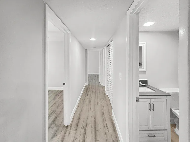 1291 SE Parkview Pl — Photo 14