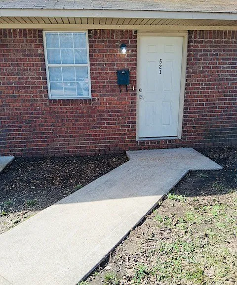 521 Paschal Ave — Photo 2