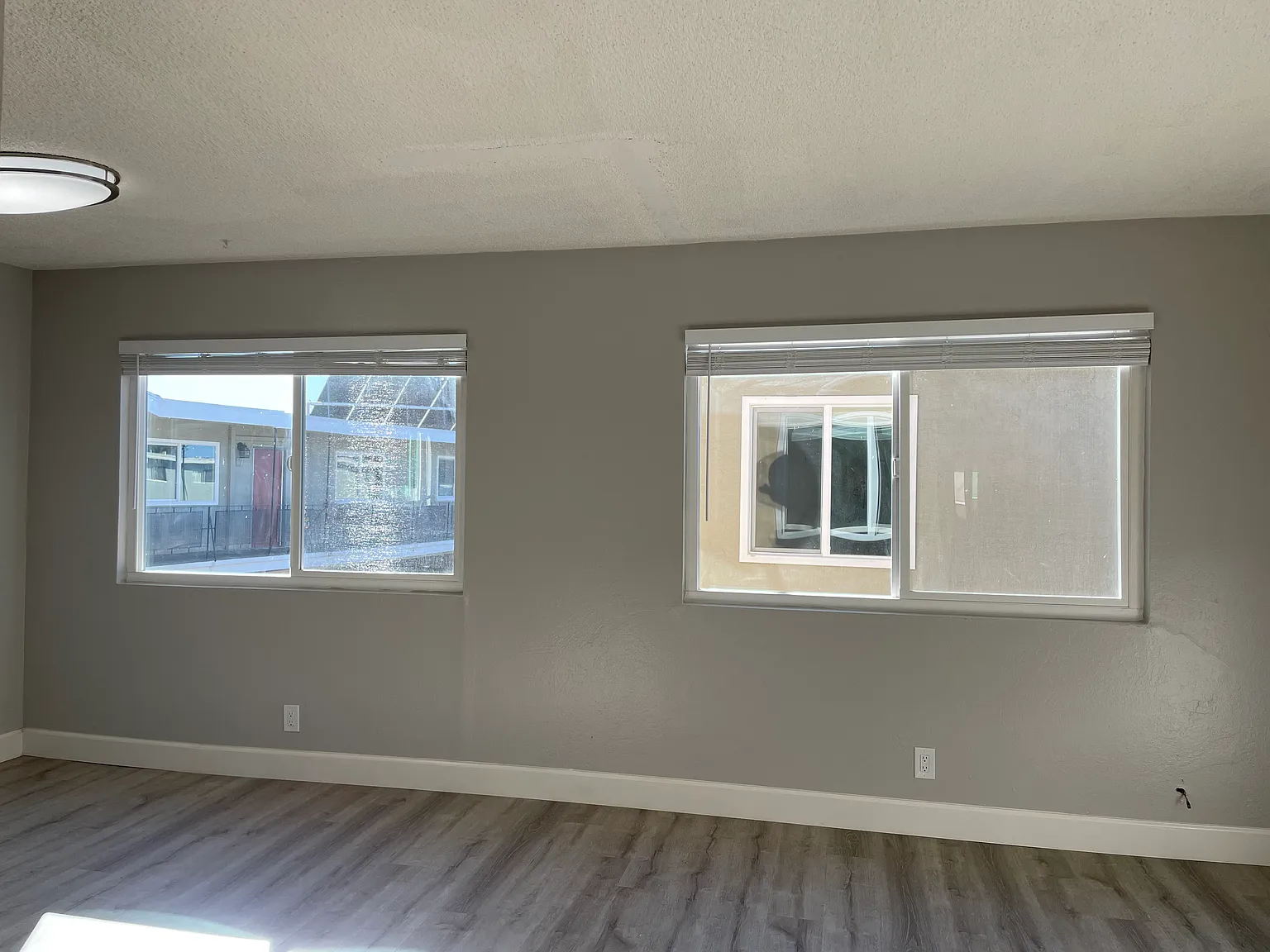 2 bed, 850 sqft, $2,200 — Photo 3
