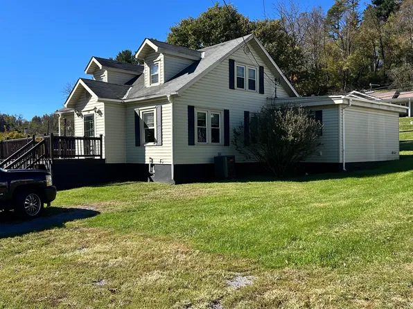 824 W Main St, Tazewell, VA 24651