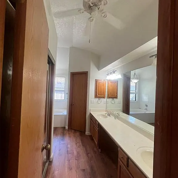 7317 Louisburg Dr — Photo 21