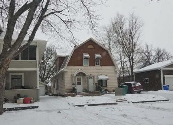 2nd image of 810 S Spring Ave