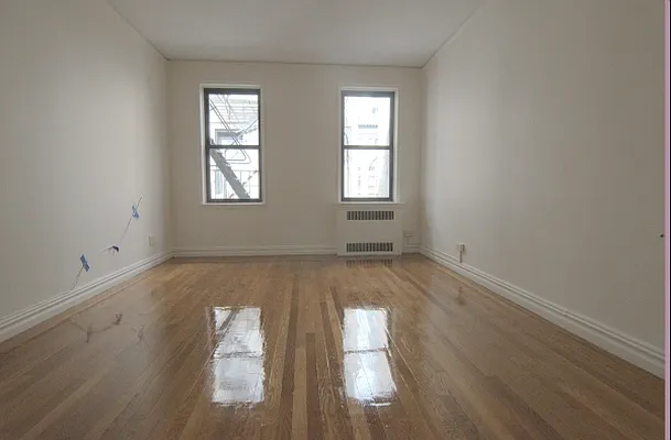 Rented by MNS | media 2