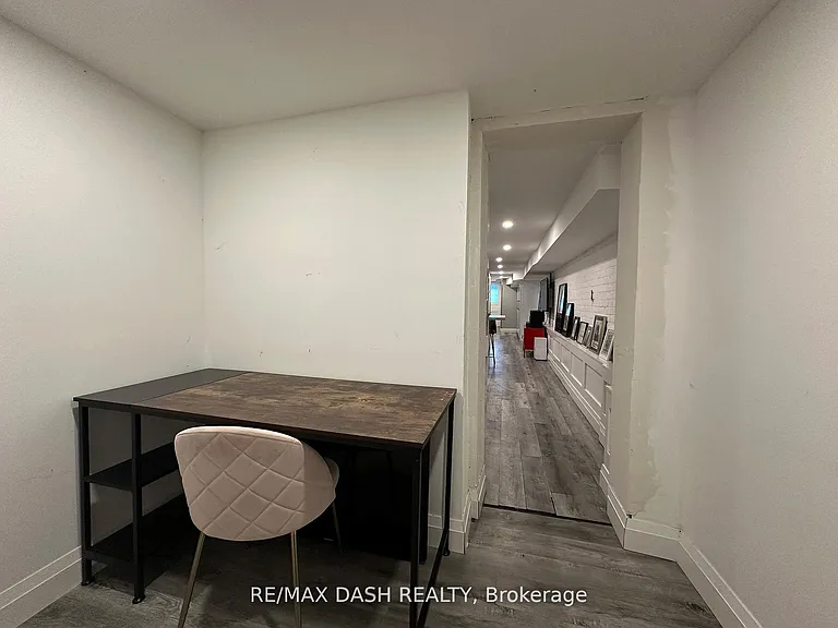 725 Palmerston Ave W #BASEMENT — Photo 15