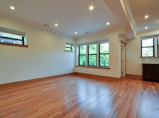 3715 N Fremont St #3, Chicago, IL 60613