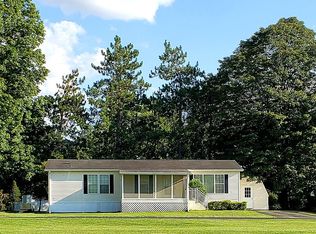 7307 N Breeze Dr, Bath, NY 14810