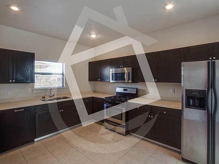 5353 Jack Marcus Dr — Photo 15