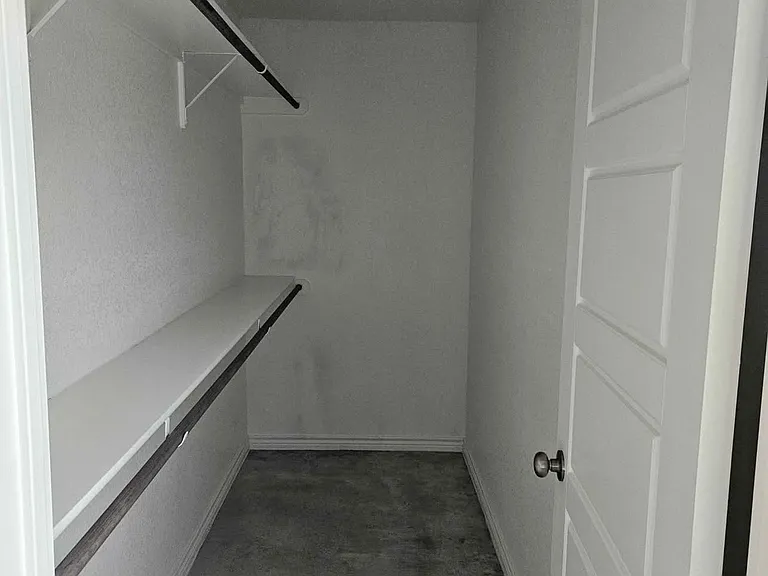 4404 Water St #A — Photo 16