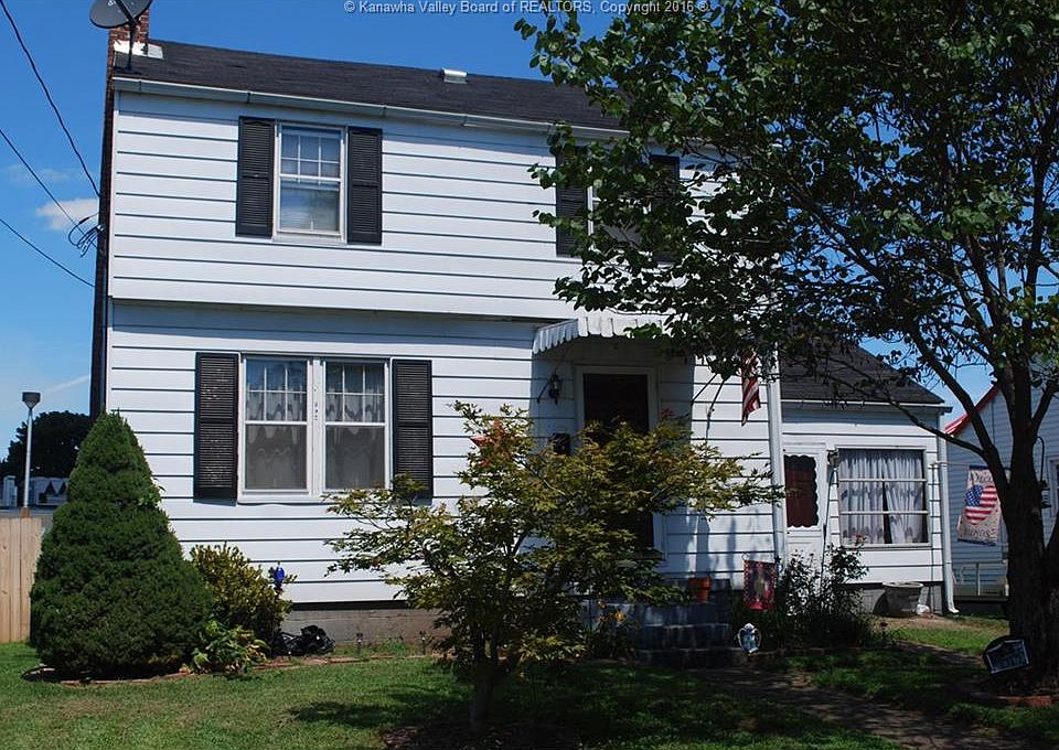 1st image of 192 N Park Dr