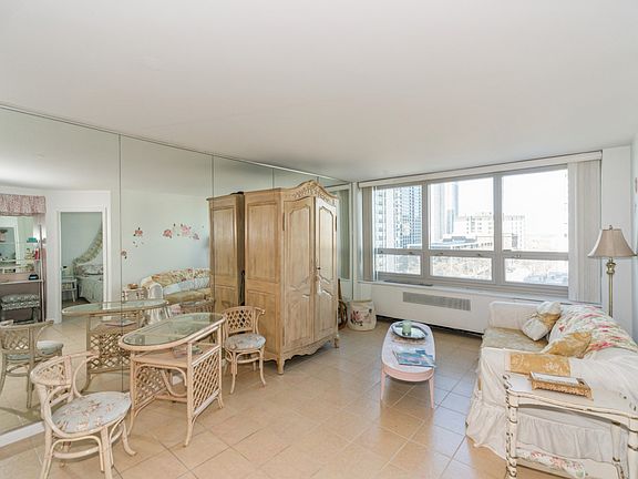 2nd image of 88 W Schiller St APT 807