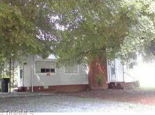 19 Harrington Ave, Lexington, NC 27292