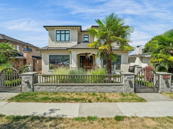 5807 Cree St, Vancouver, BC V5W 2V8